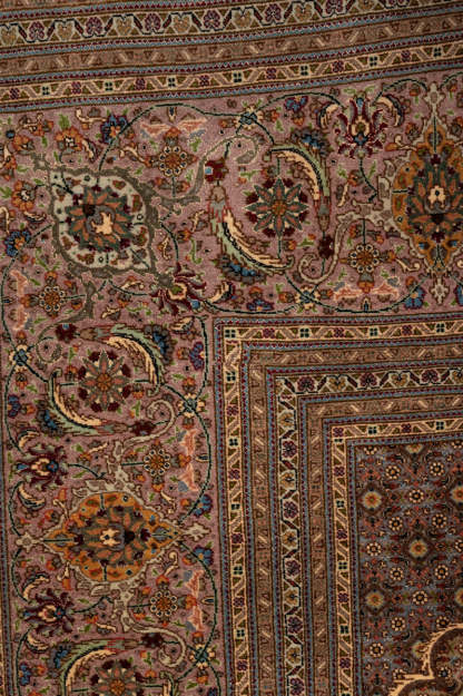 Tabriz 392x304cm