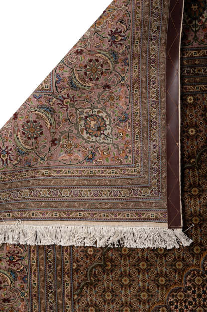 Tabriz 392x304cm
