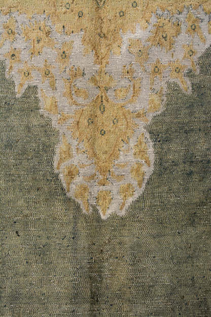 Overdyed 410x297cm