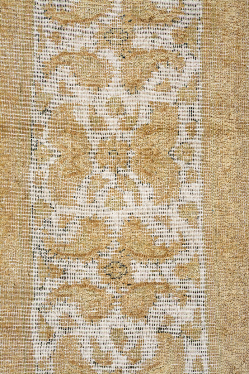 Overdyed 410x297cm