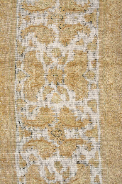 Overdyed 410x297cm