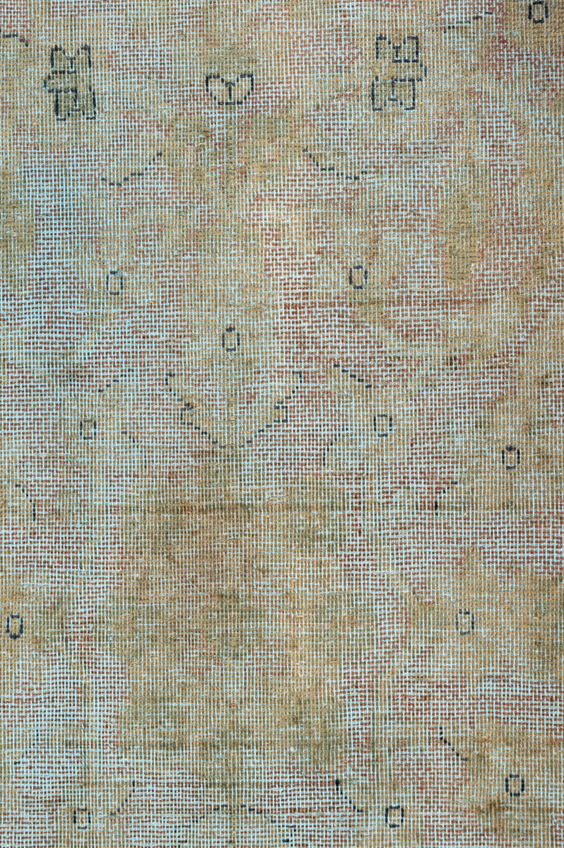 Overdyed 232x147cm