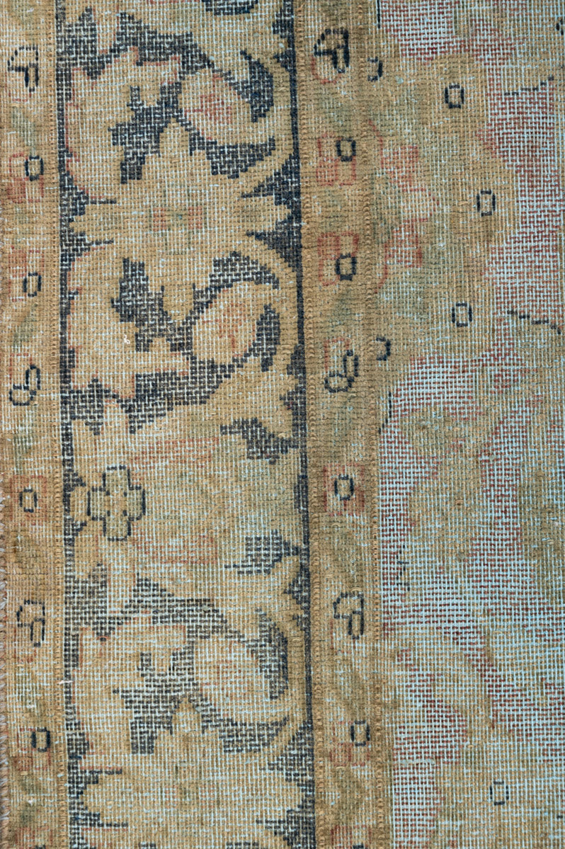 Overdyed 232x147cm