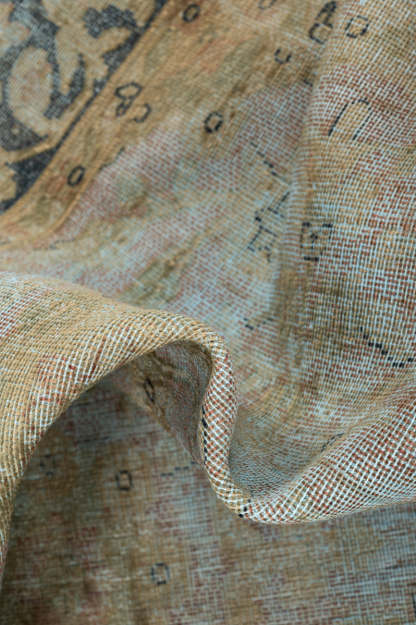 Overdyed 232x147cm