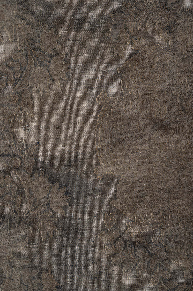 Overdyed 562x360cm