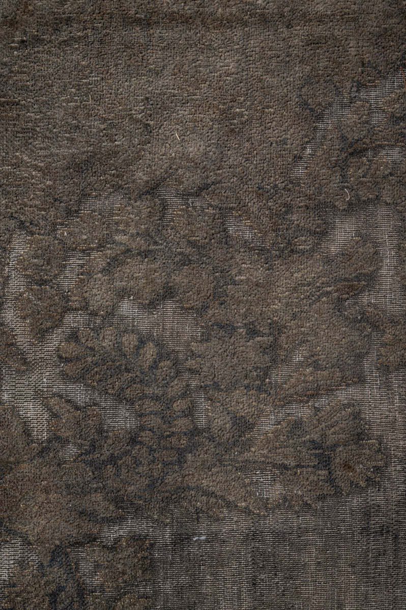 Overdyed 562x360cm