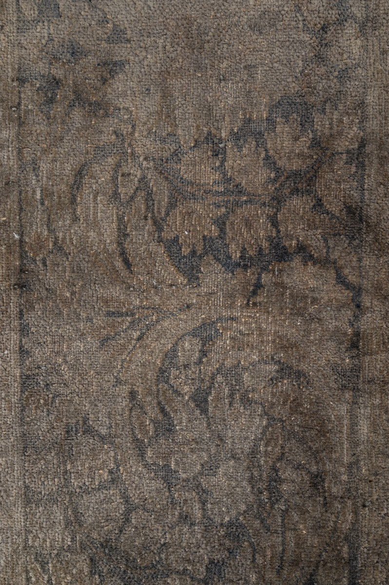 Overdyed 562x360cm