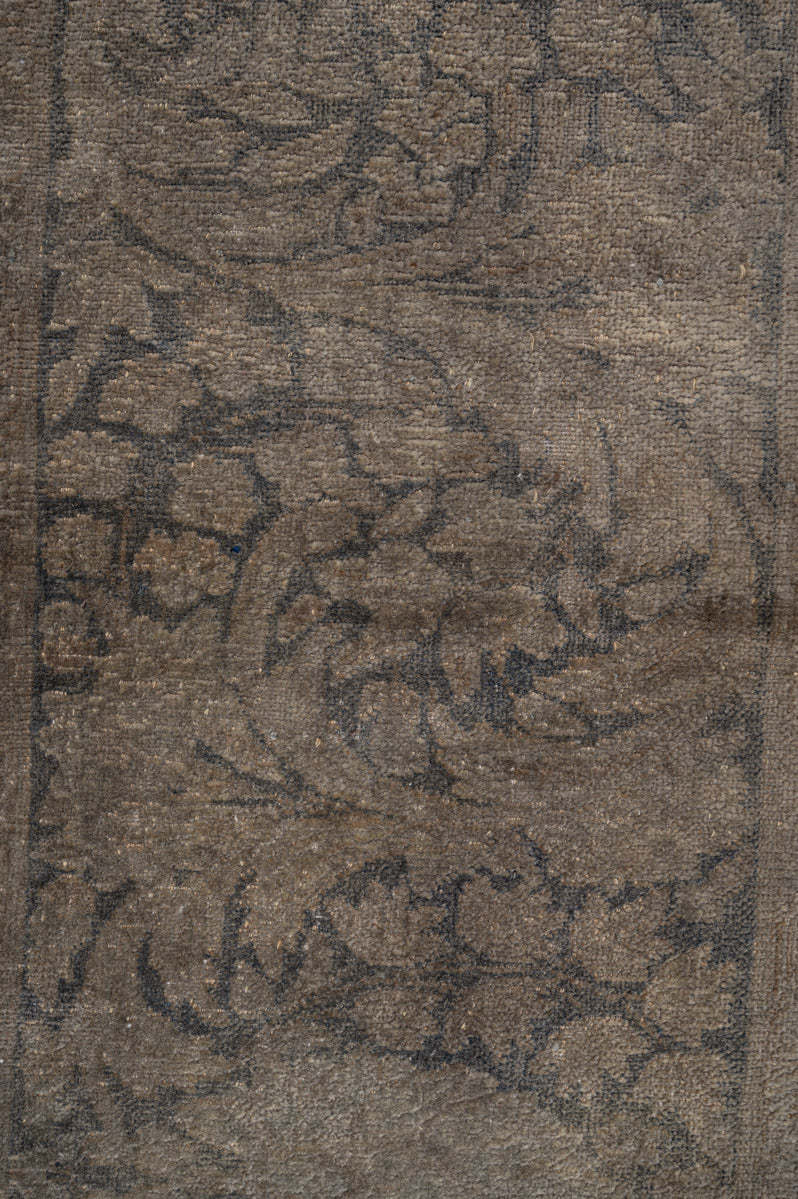 Overdyed 562x360cm