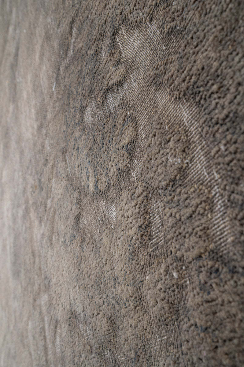 Overdyed 562x360cm