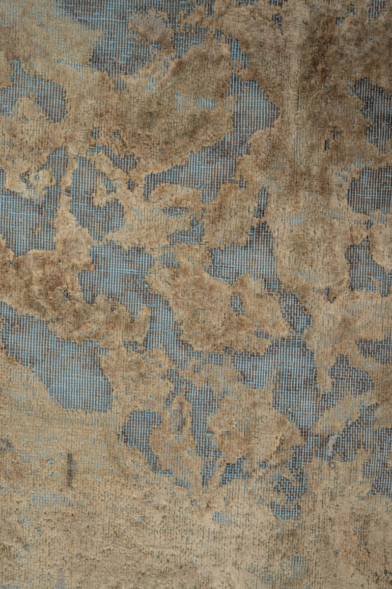 Overdyed 518x357cm