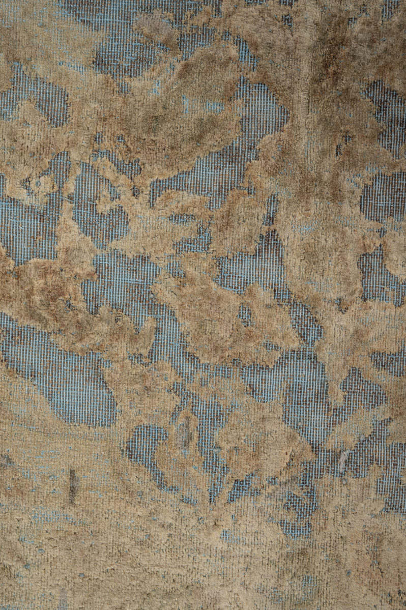 Overdyed 518x357cm