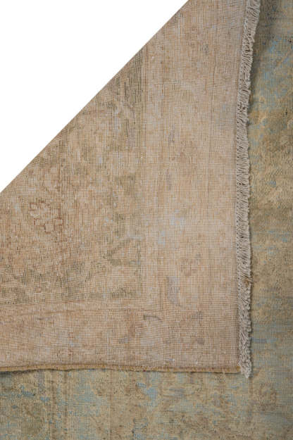 Overdyed 518x357cm