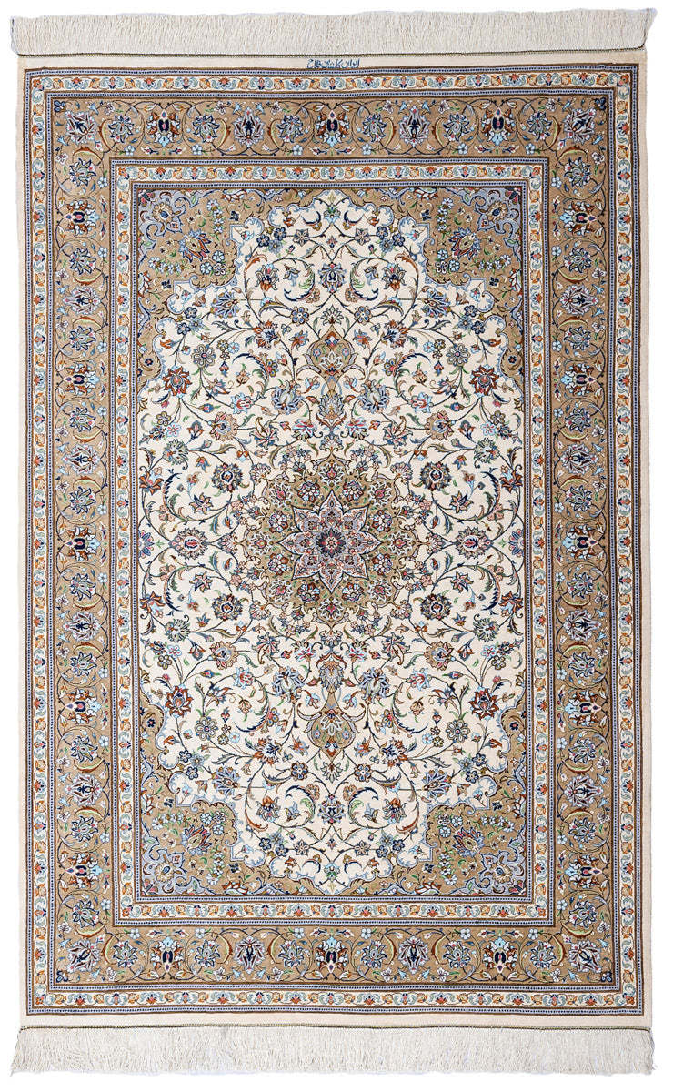Signed Qum Silk 197x131cm