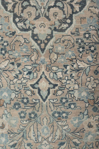 Vintage Distressed  Mahal 330x215cm