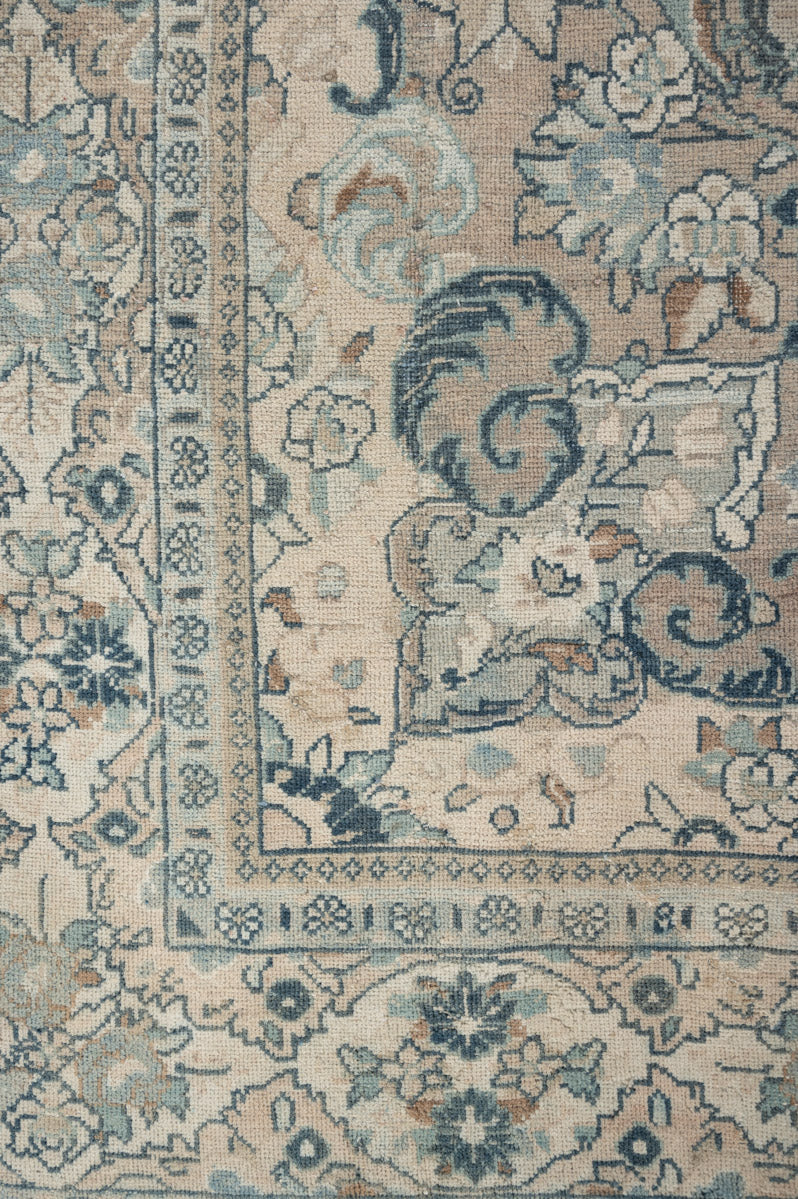 Vintage Distressed  Mahal 330x215cm