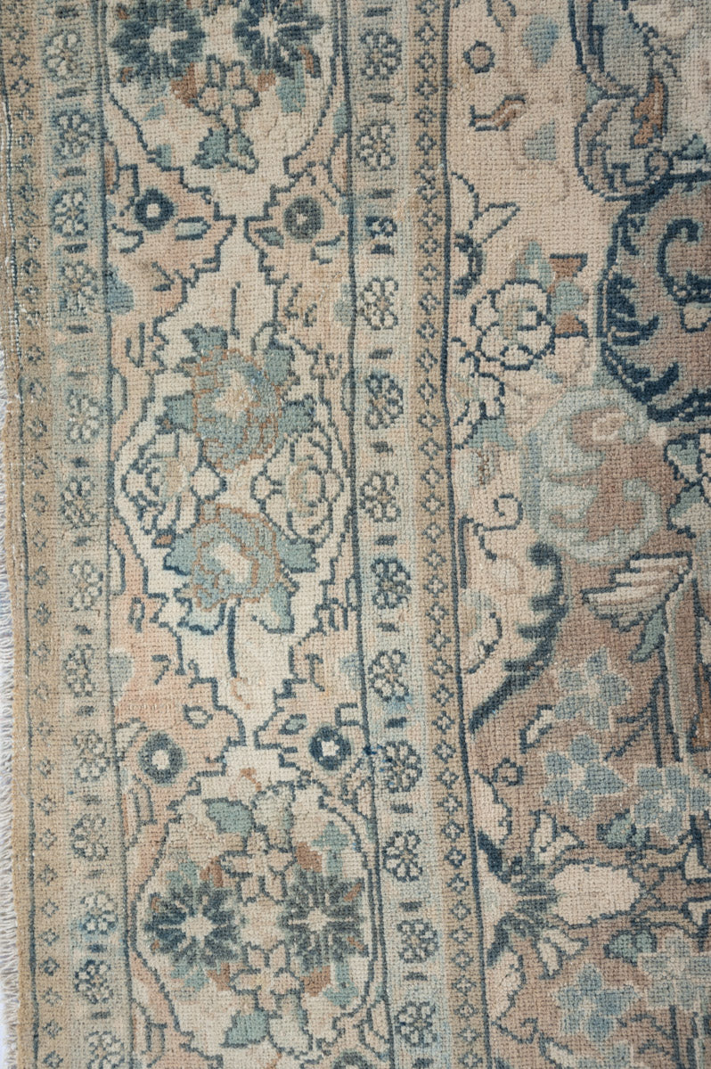 Vintage Distressed  Mahal 330x215cm