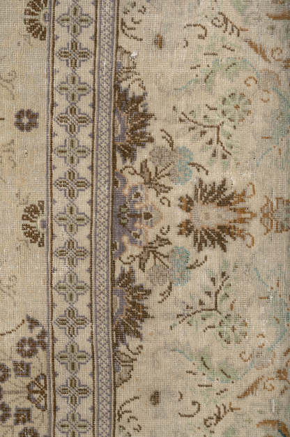 Vintage Distressed  Kerman 321x243cm