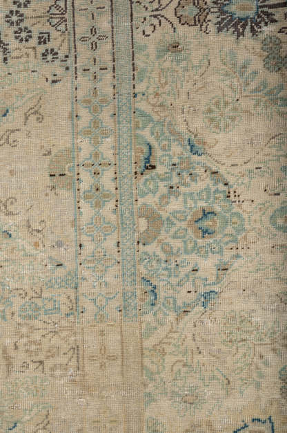 Vintage Distressed  Kerman 321x243cm