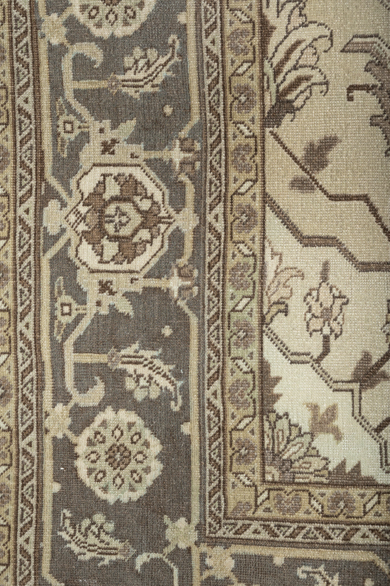Vintage Distressed Heriz 280x242cm