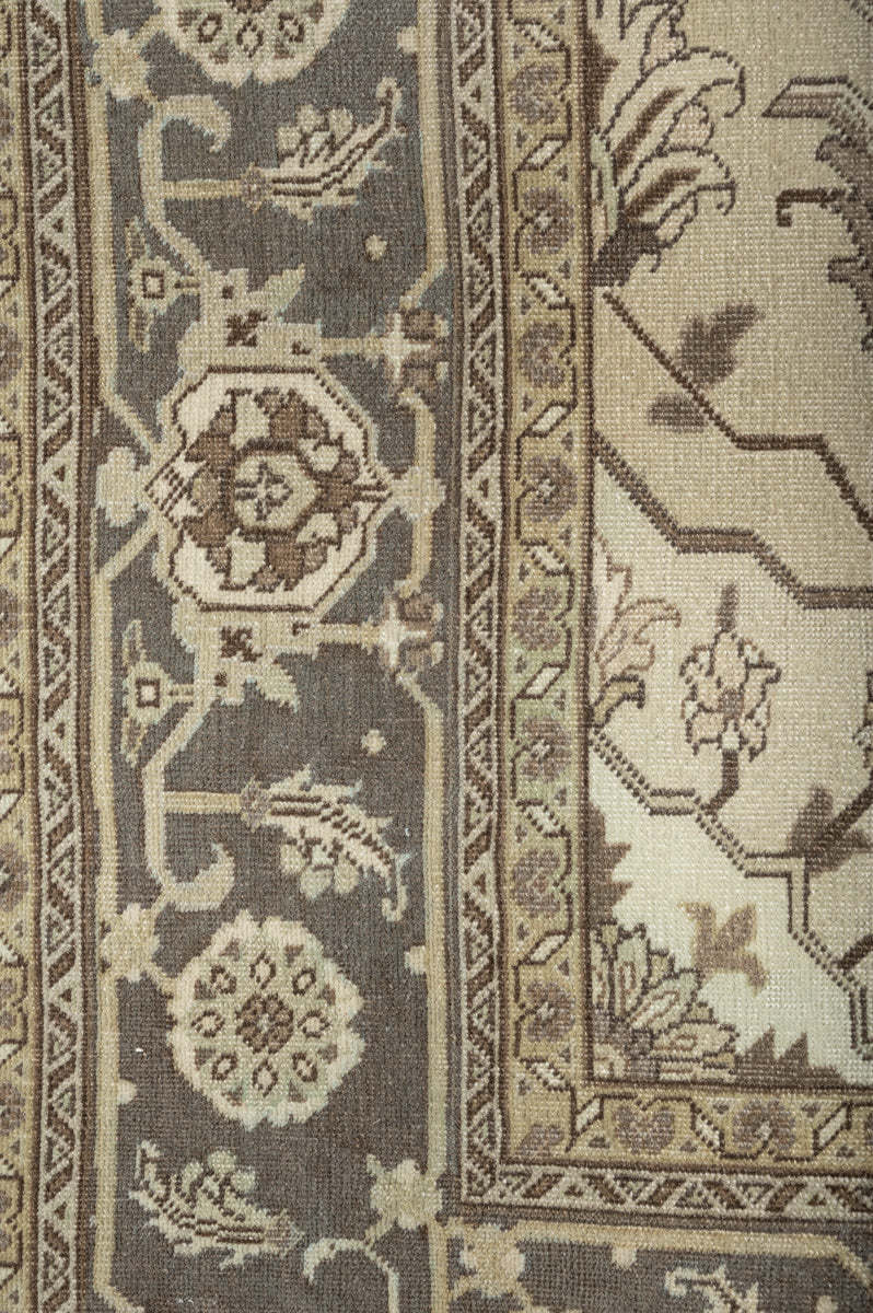 Vintage Distressed Heriz 280x242cm