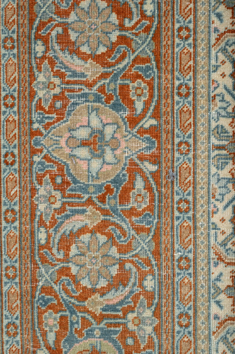 Vintage Distressed  Mahal 307x205cm