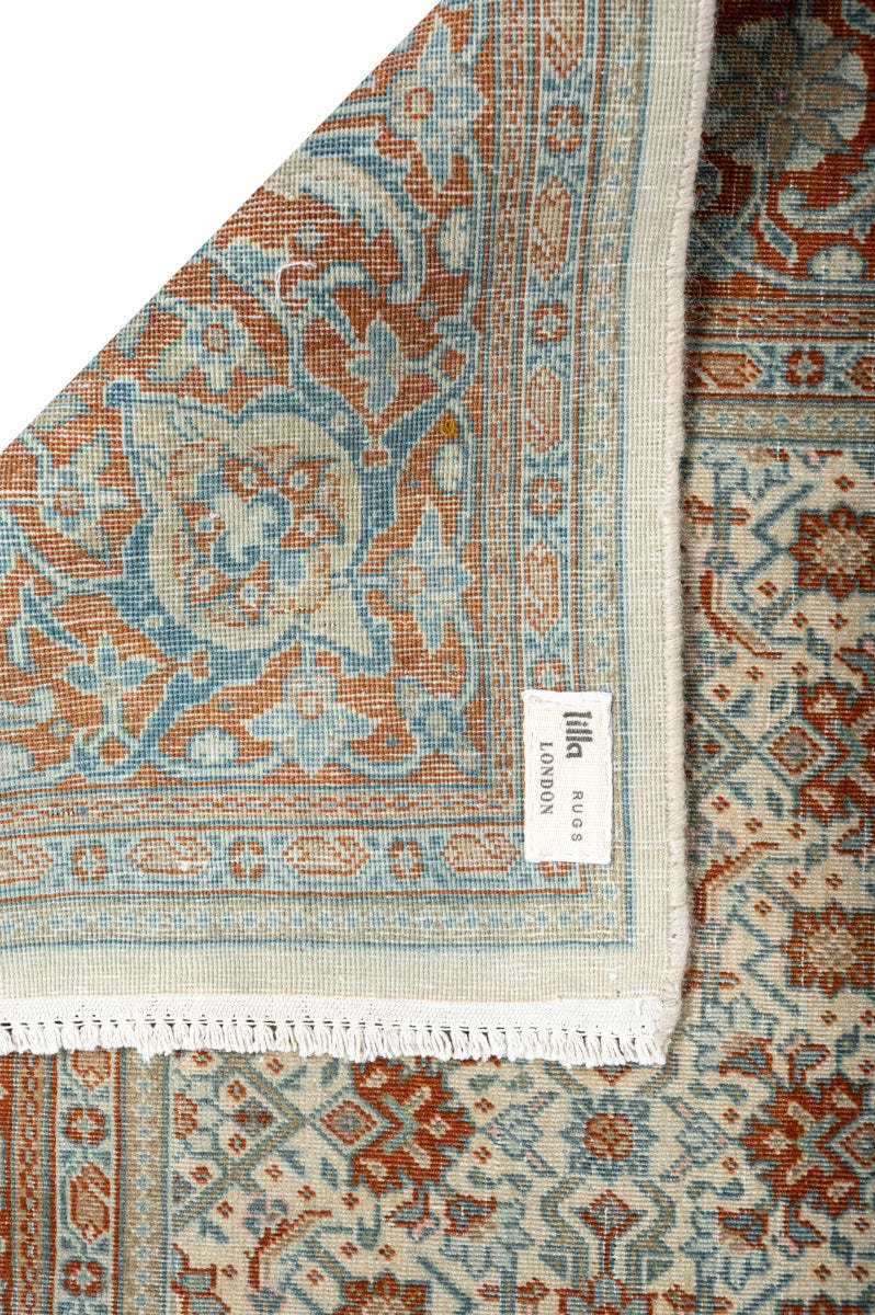 Vintage Distressed  Mahal 307x205cm
