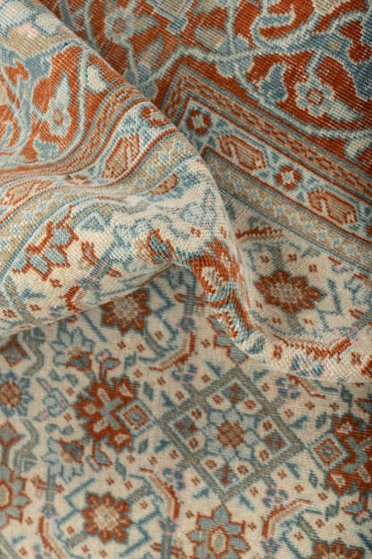 Vintage Distressed  Mahal 307x205cm