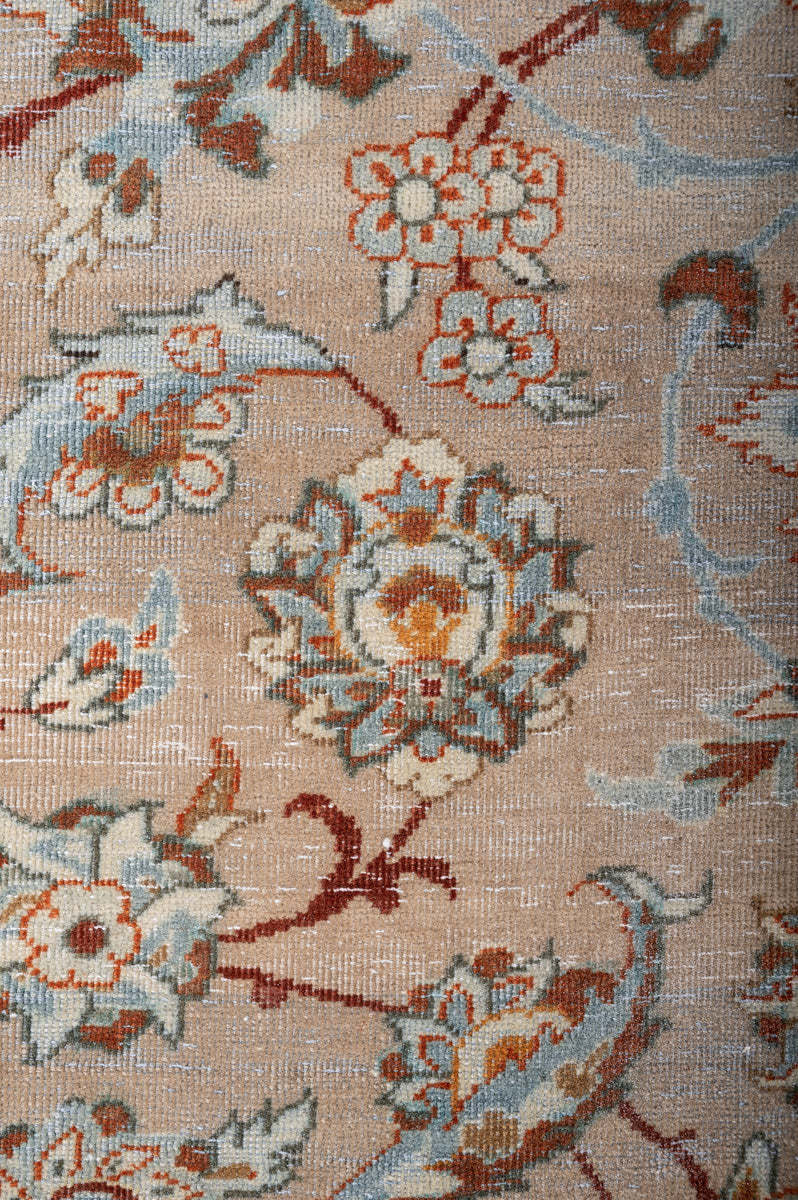 Vintage Distressed Yazd 370x301cm