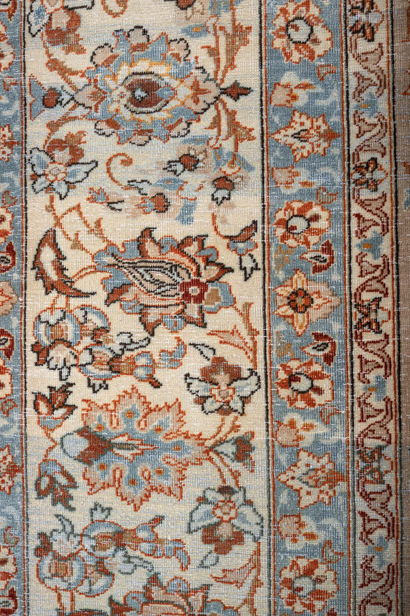 Vintage Distressed Yazd 370x301cm