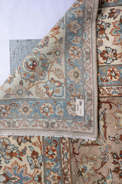 Vintage Distressed Yazd 370x301cm