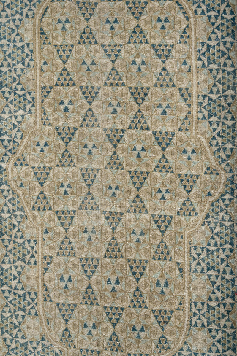 Vintage Distressed  Kerman 412x290cm