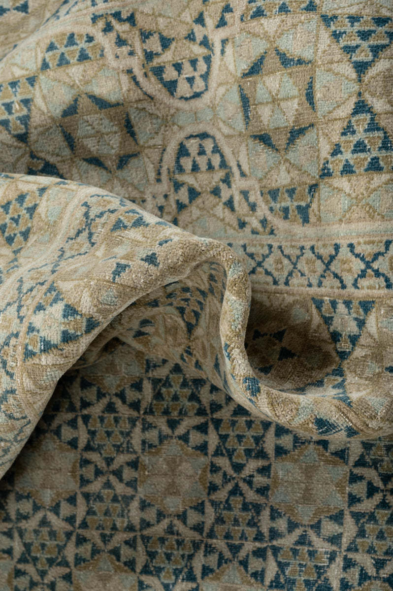 Vintage Distressed  Kerman 412x290cm