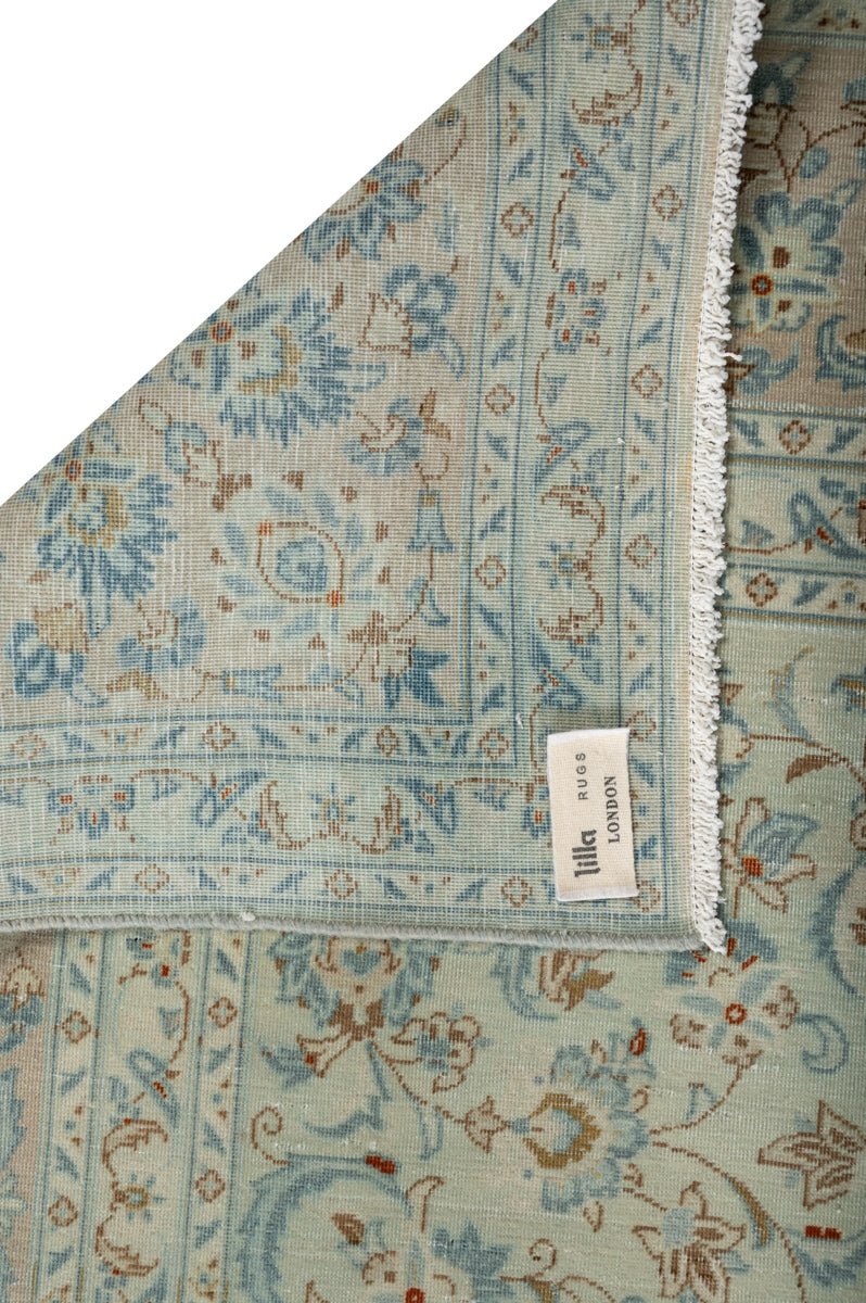 Vintage Distressed Kashan 297x197cm