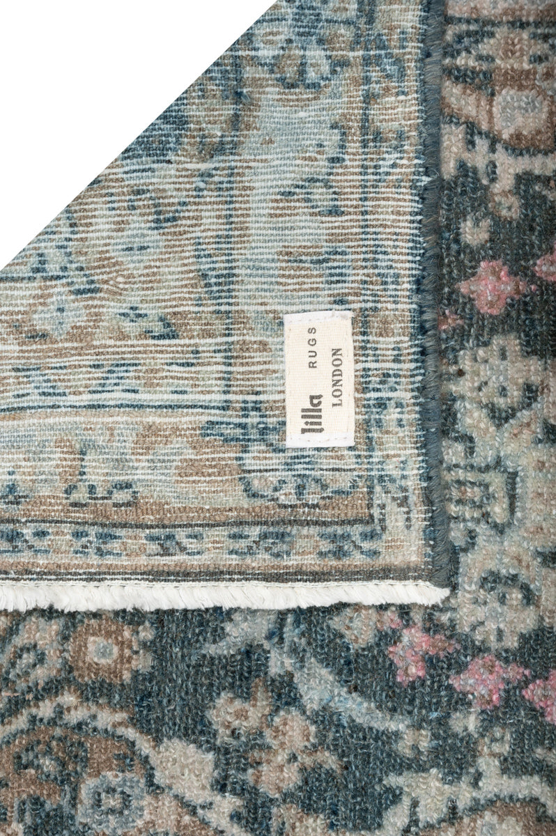 Vintage Distressed Sarouk Runner 552x75cm