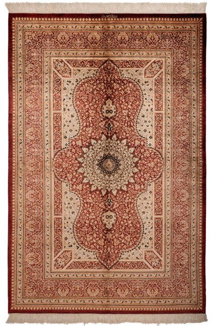 Signed Qum Silk 197x130cm