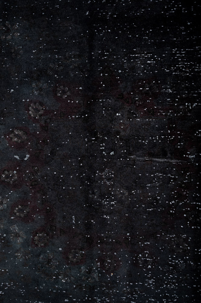 Overdyed 263x194cm