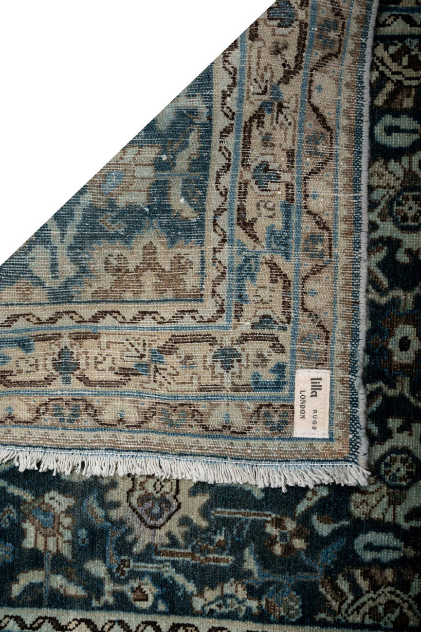 1 Vintage Distressed Sarouk 415x105cm
