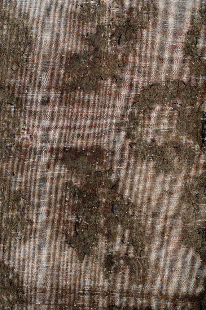 Overdyed 398x296cm