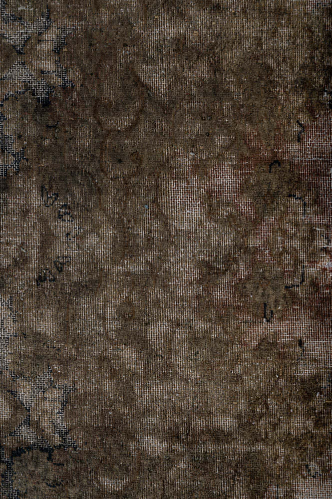 Overdyed 398x296cm