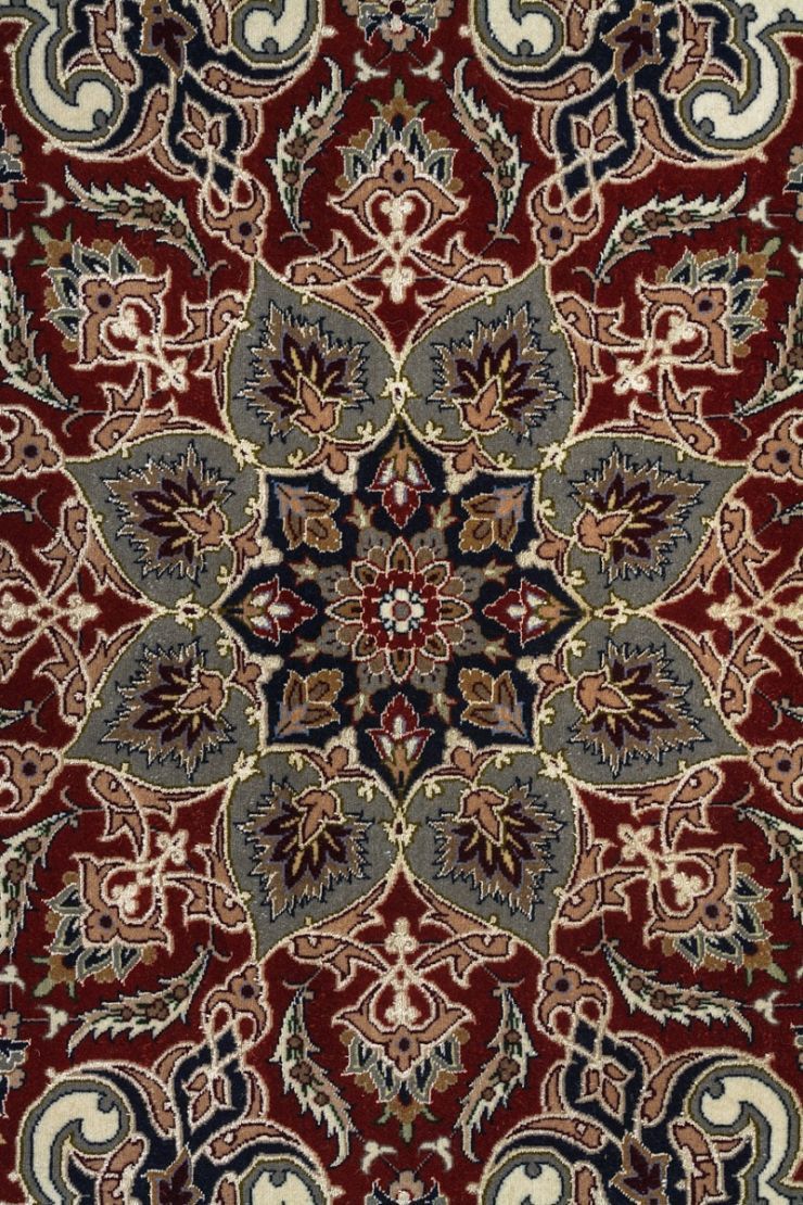 Signed Isfahan 347x250cm
