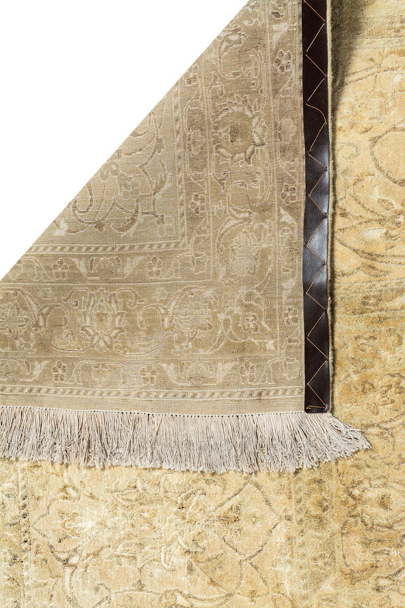 Distressed Nain 771x475cm
