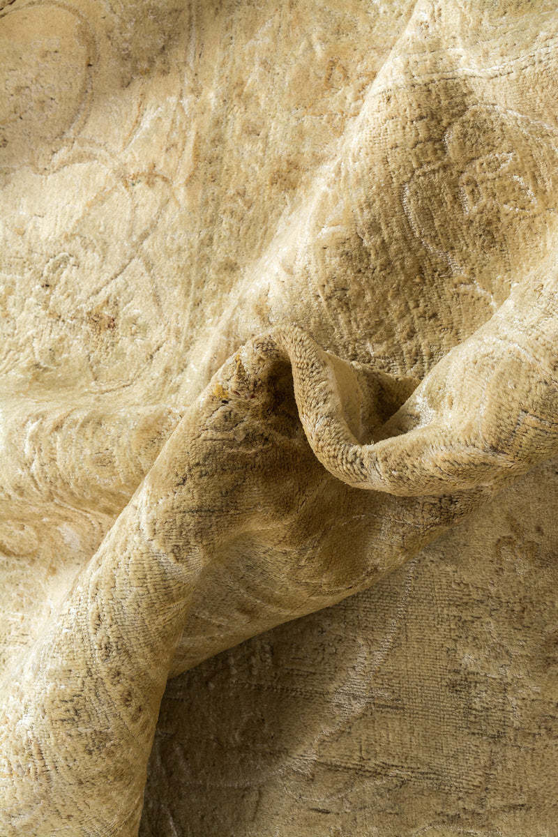 Distressed Nain 771x475cm