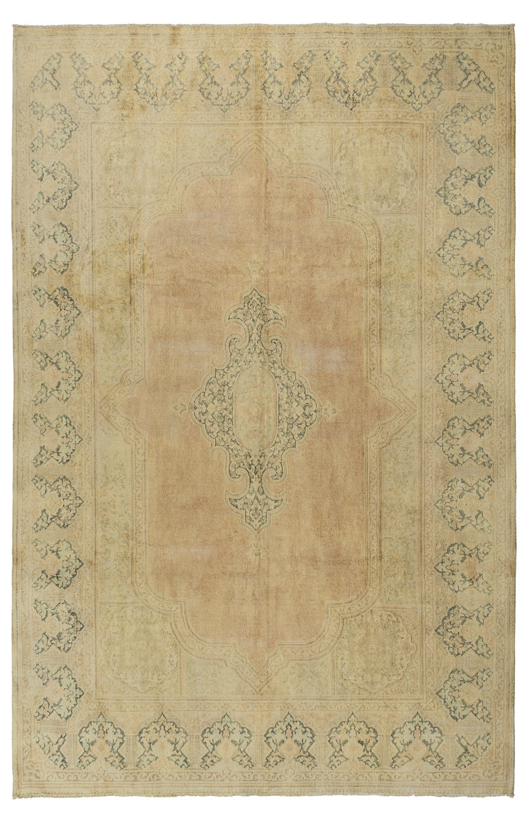 Overdyed 375x288cm