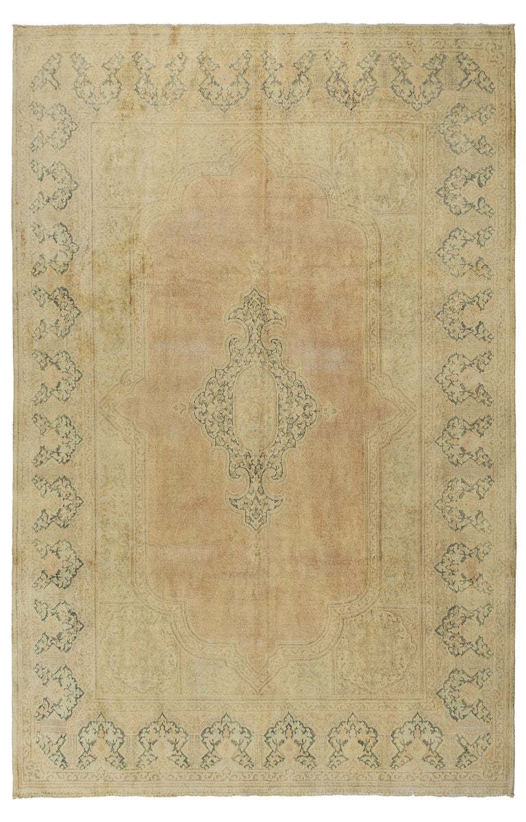 Overdyed 375x288cm