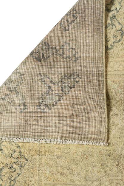 Overdyed 375x288cm
