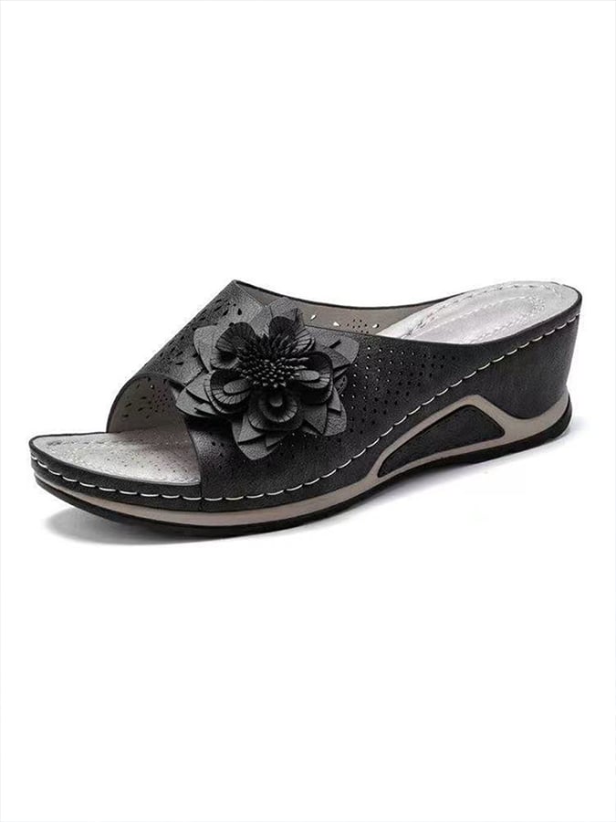 ✝️Buy 3 Get 10% Off✝️Women's Flower Hollow Fish Mouth Slippers