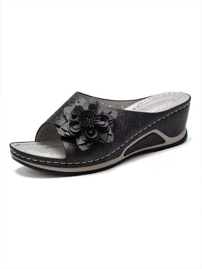 ✝️Buy 3 Get 10% Off✝️Women's Flower Hollow Fish Mouth Slippers