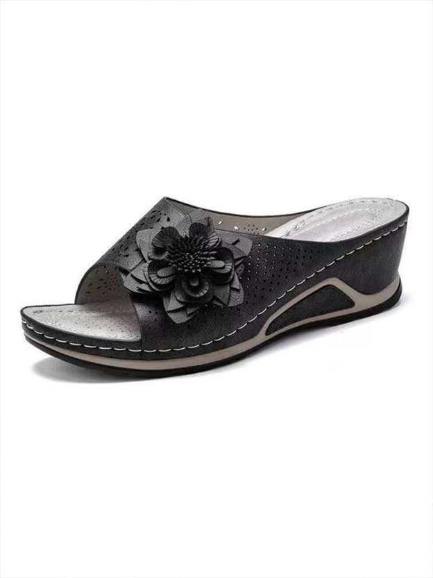 ✝️Buy 3 Get 10% Off✝️Women's Flower Hollow Fish Mouth Slippers