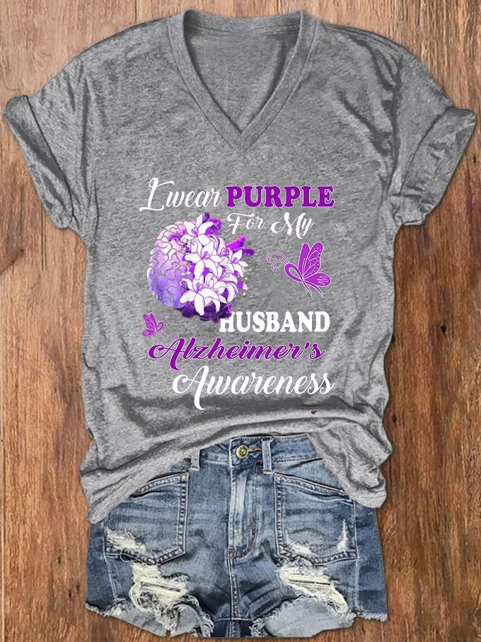 Women's I Wear Purple For My Husband Alzheimer's Disease Awareness Dementia Print V-Neck T-Shirt