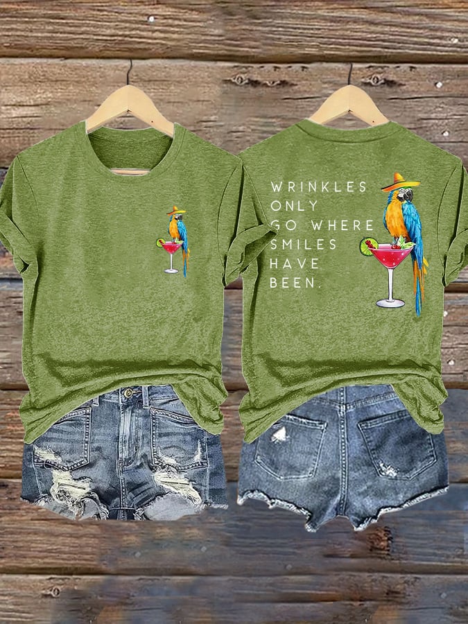 Retro  Wrinkles Only Go Where Smiles Have Been Print T-Shirt